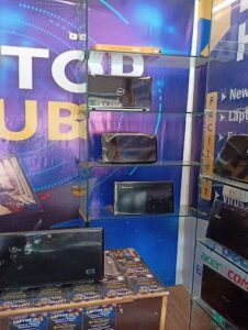 Laptop Hub is Barabanki's best and trusted shop for old laptops.